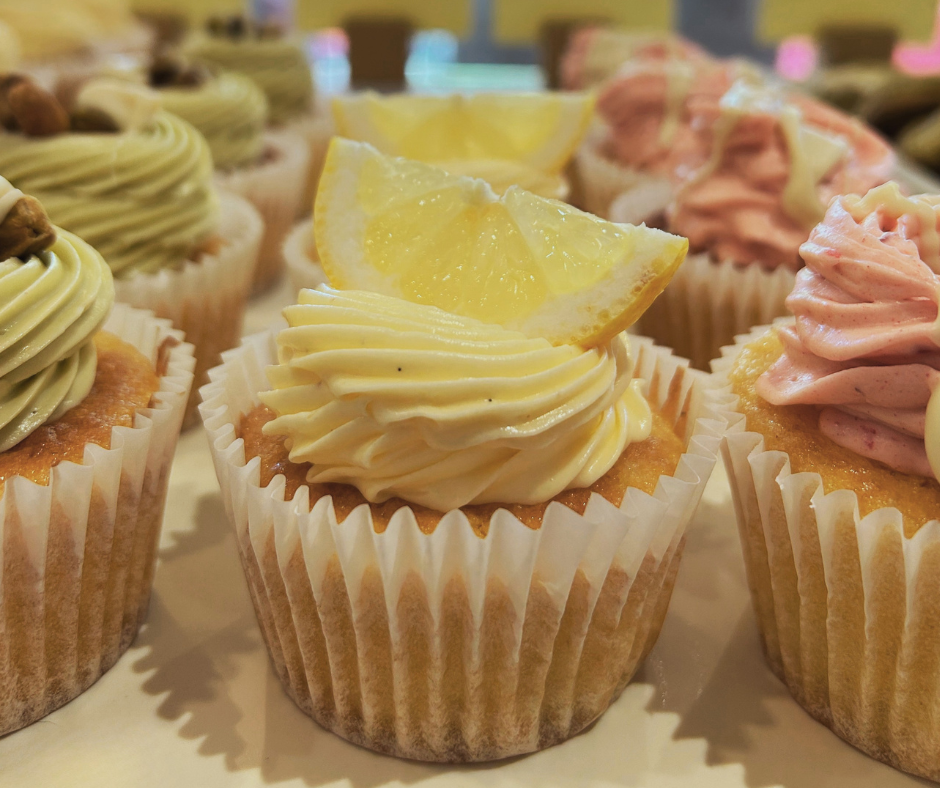 Lemon Curd Cupcakes