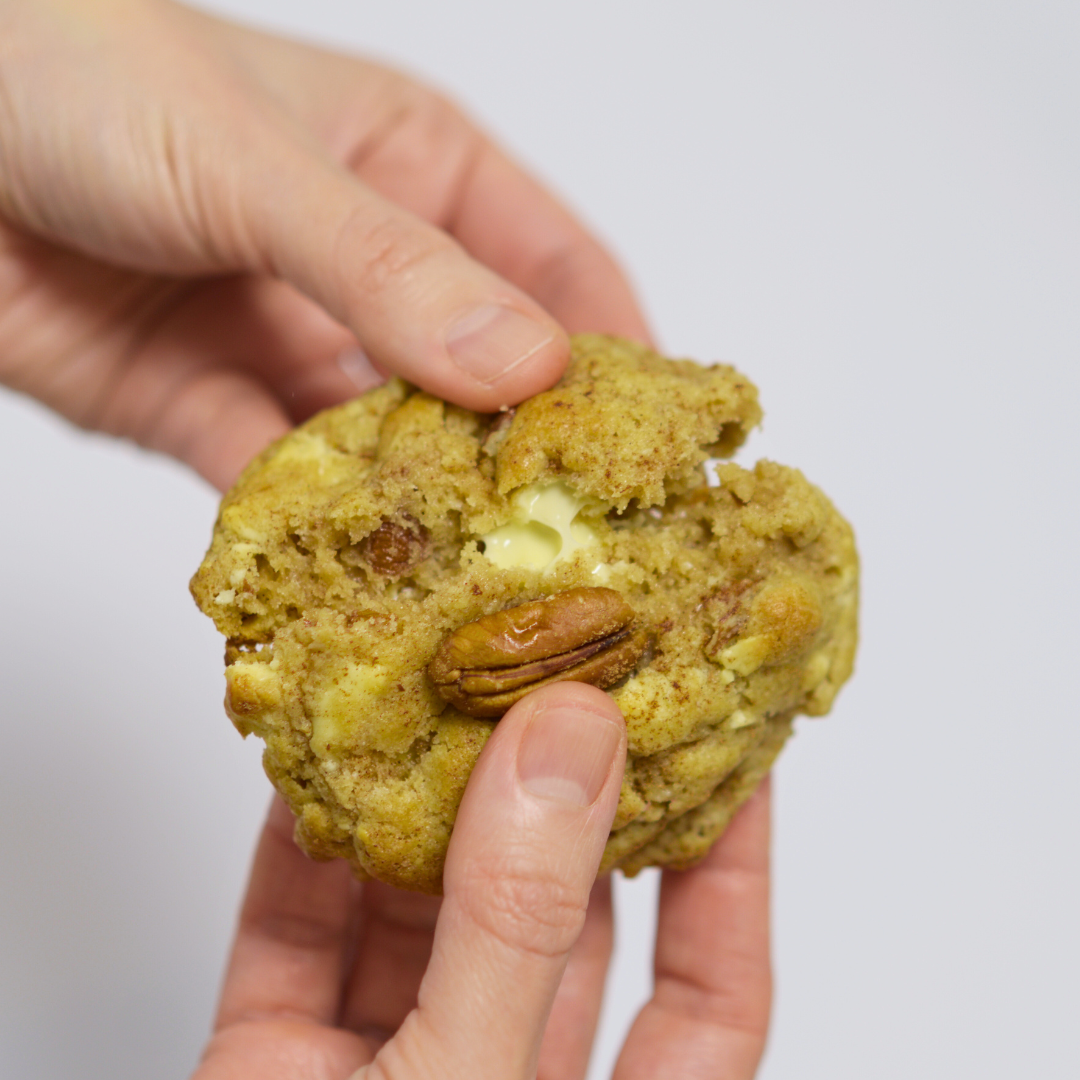 Pecan & Cinnamon Cookies