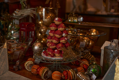 Profiteroles Tower