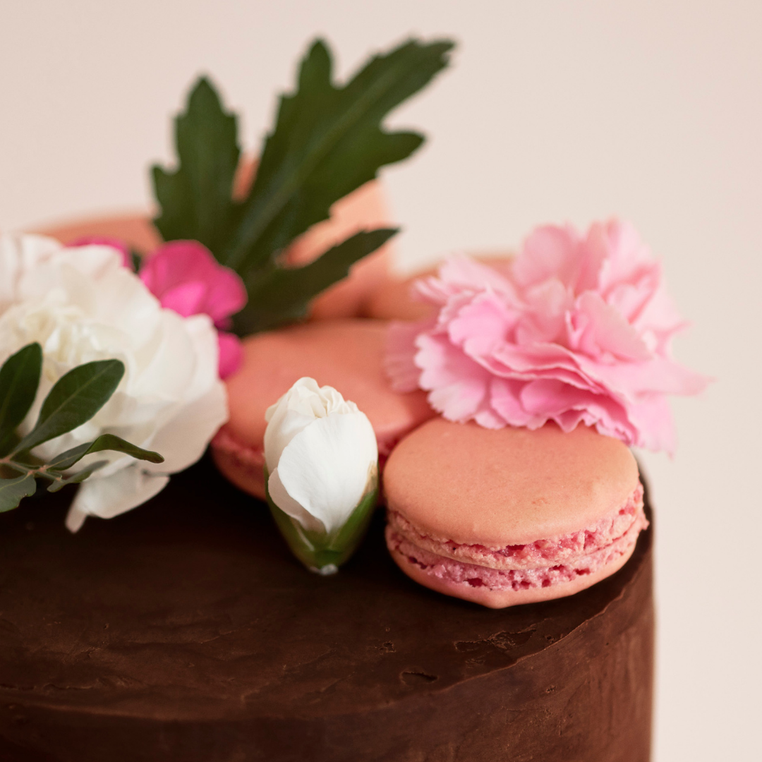 Chocolate Flowers Cake