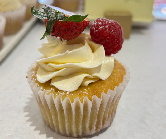 BERRIES CUPCAKES