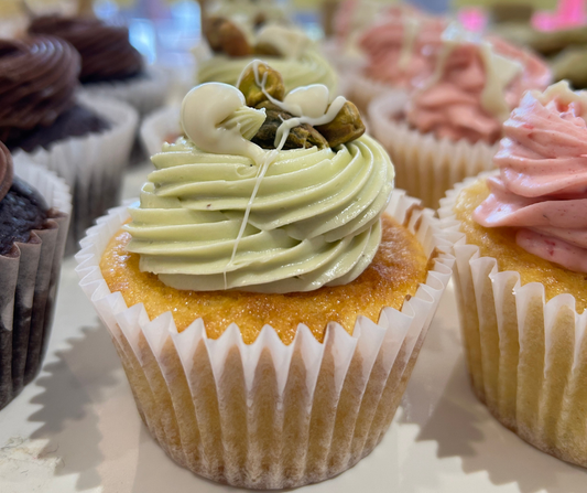 PISTACHIO CUPCAKES