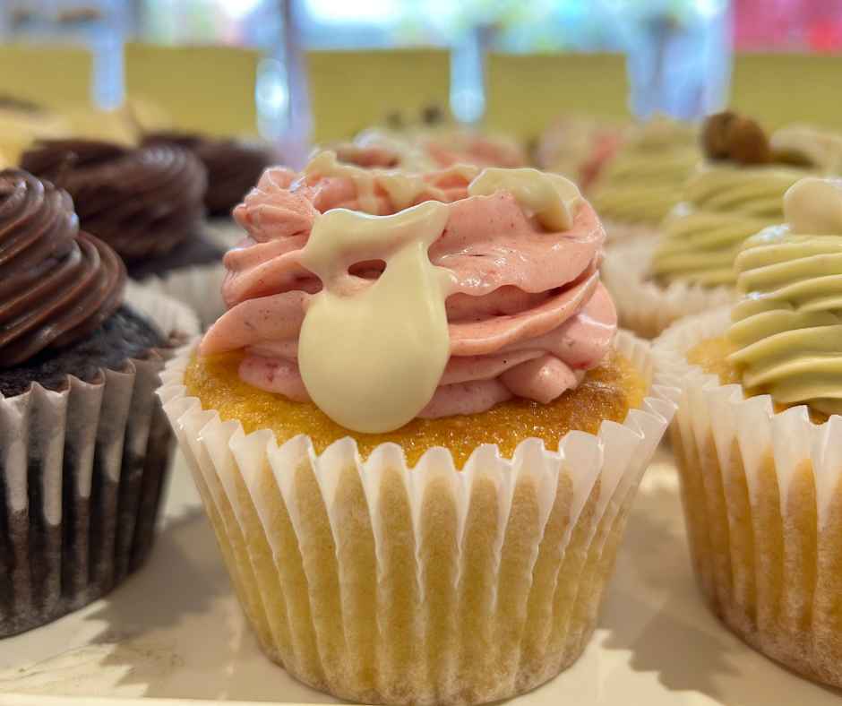 Raspberry & White Chocolate Cupcakes